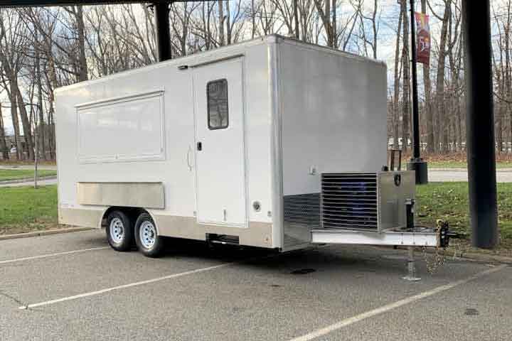 CCM-FoodTrailer-On-Campus-12.2.20