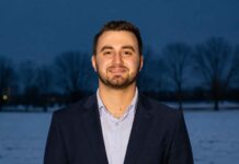 Dylan Larsen Awarded an Undergraduate Degree