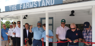 Valley Farm Stand Reopens at Historic Oscar Kincaid Home of History